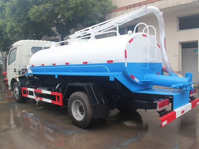 吸粪车与吸污车 粪便清理专用车的功能与应用解析